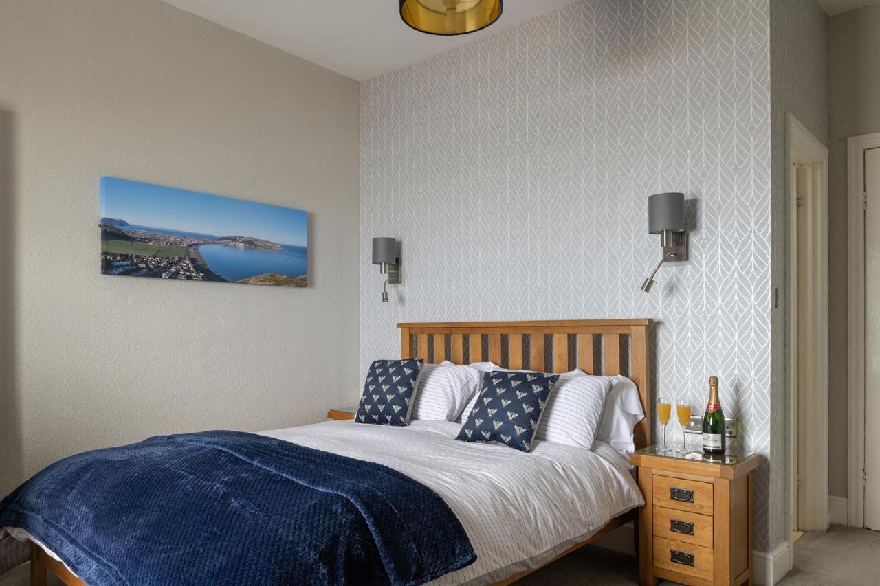 The Kendrick Exclusively For Adults Hotel Llandudno Kültér fotó